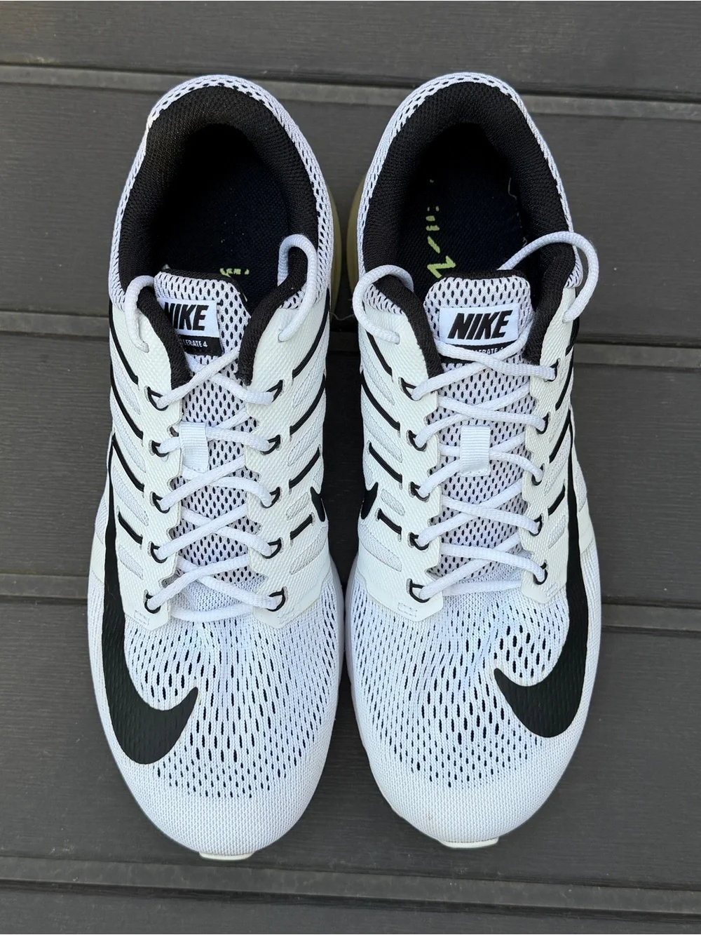 Nike Air Max Excellerate 4 Men’s Size 11 White Black Basketball Shoes, 2015